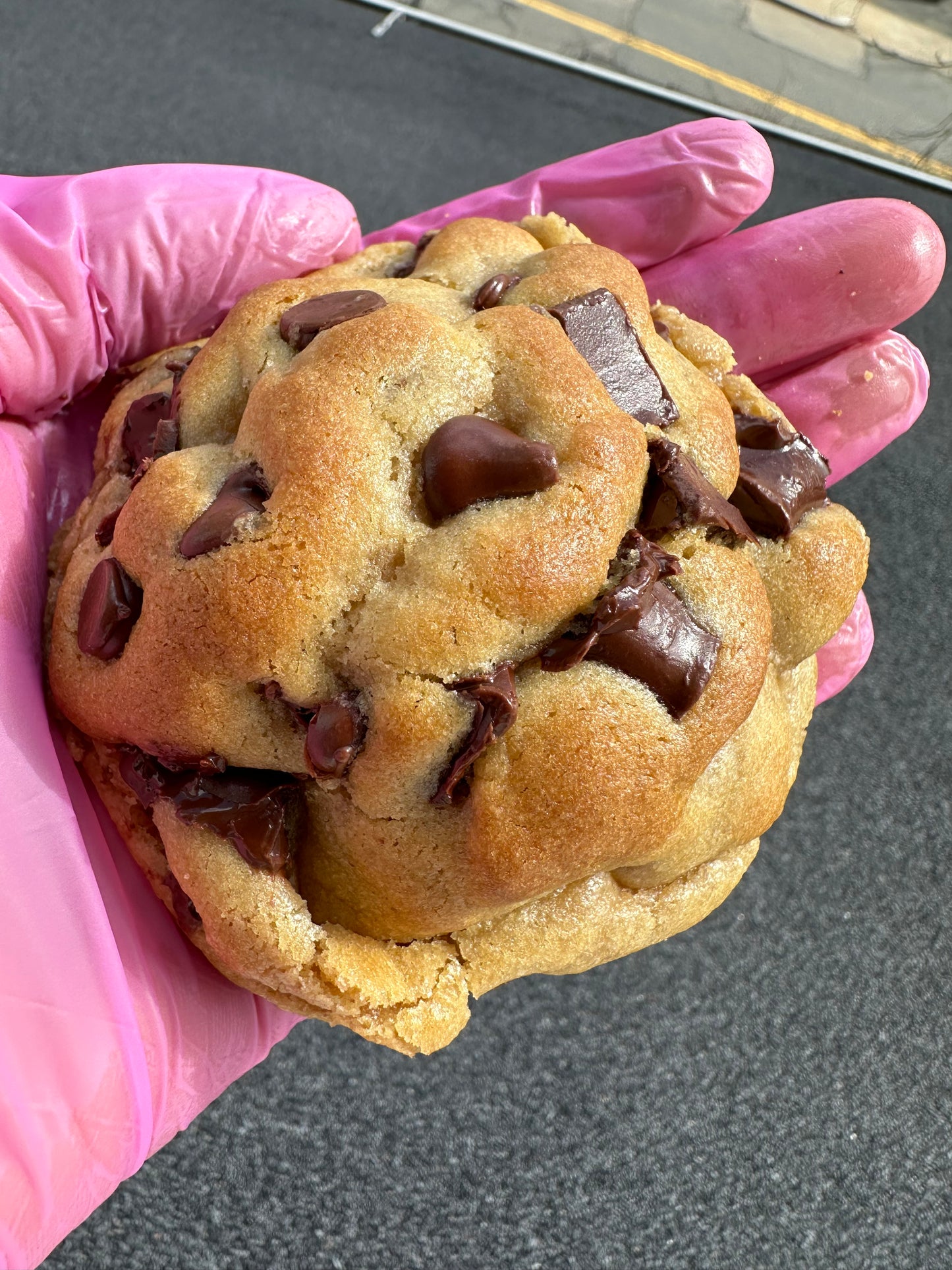 Chunk chocolate chip cookie